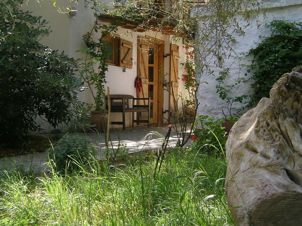 Studios Kyparissi & Spa Tiros Exterior photo