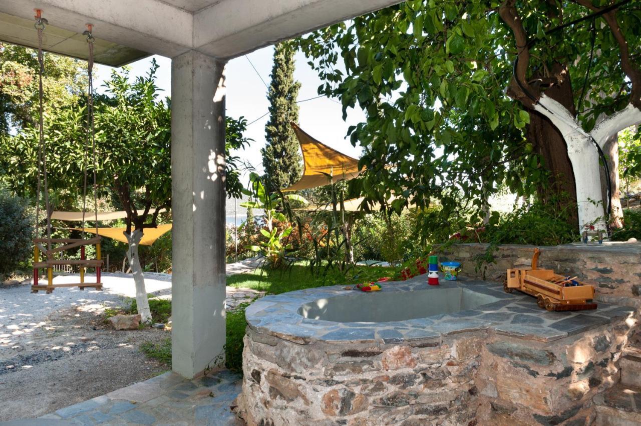 Studios Kyparissi & Spa Tiros Exterior photo